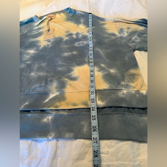 Found Tie-Dye Crewneck Top - Picture 8 of 8